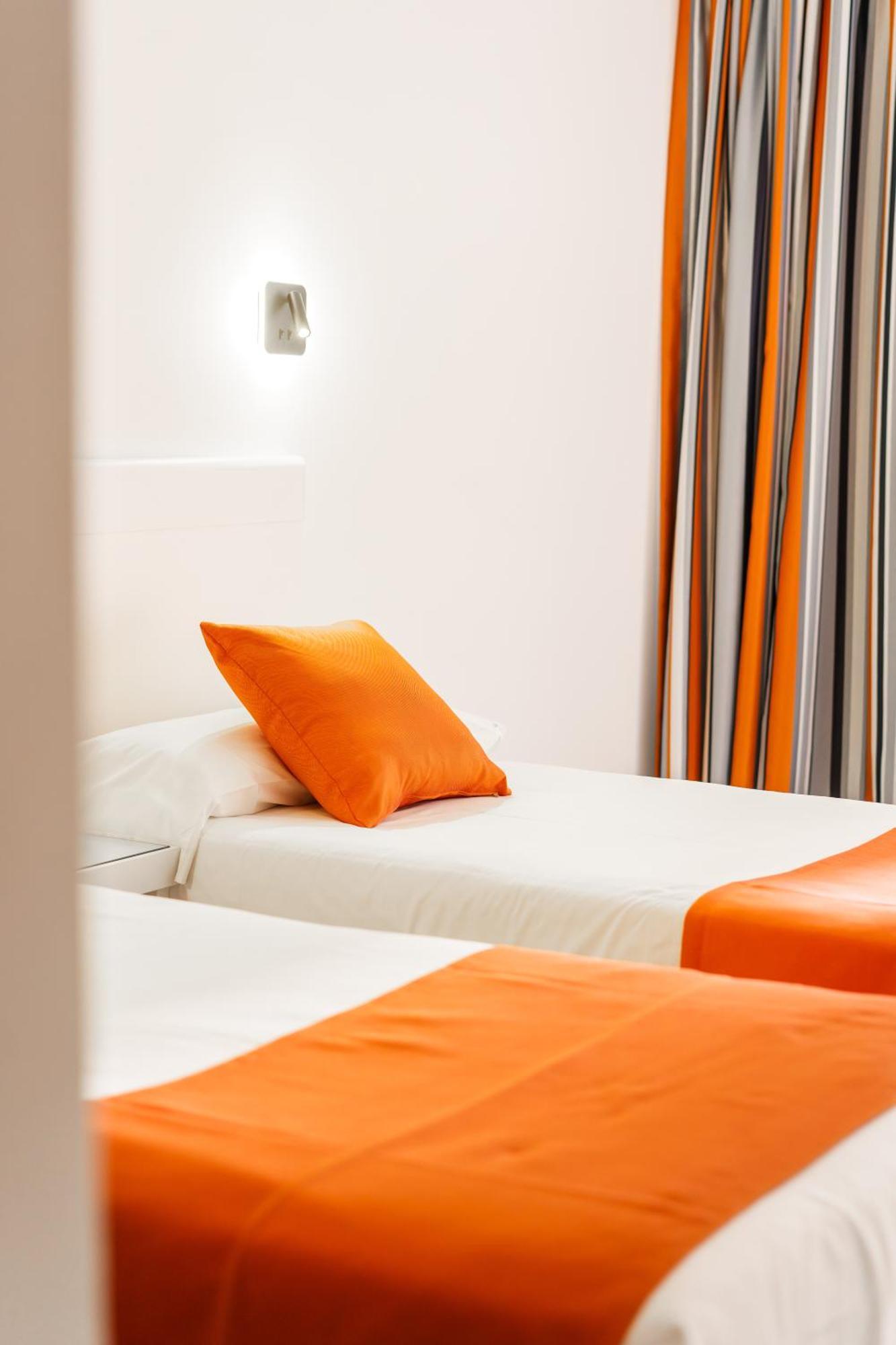 Hotel Marina Benidorm Esterno foto